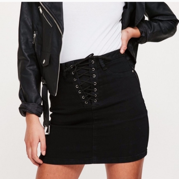 Misguided black skirt - Picture 4 of 6
